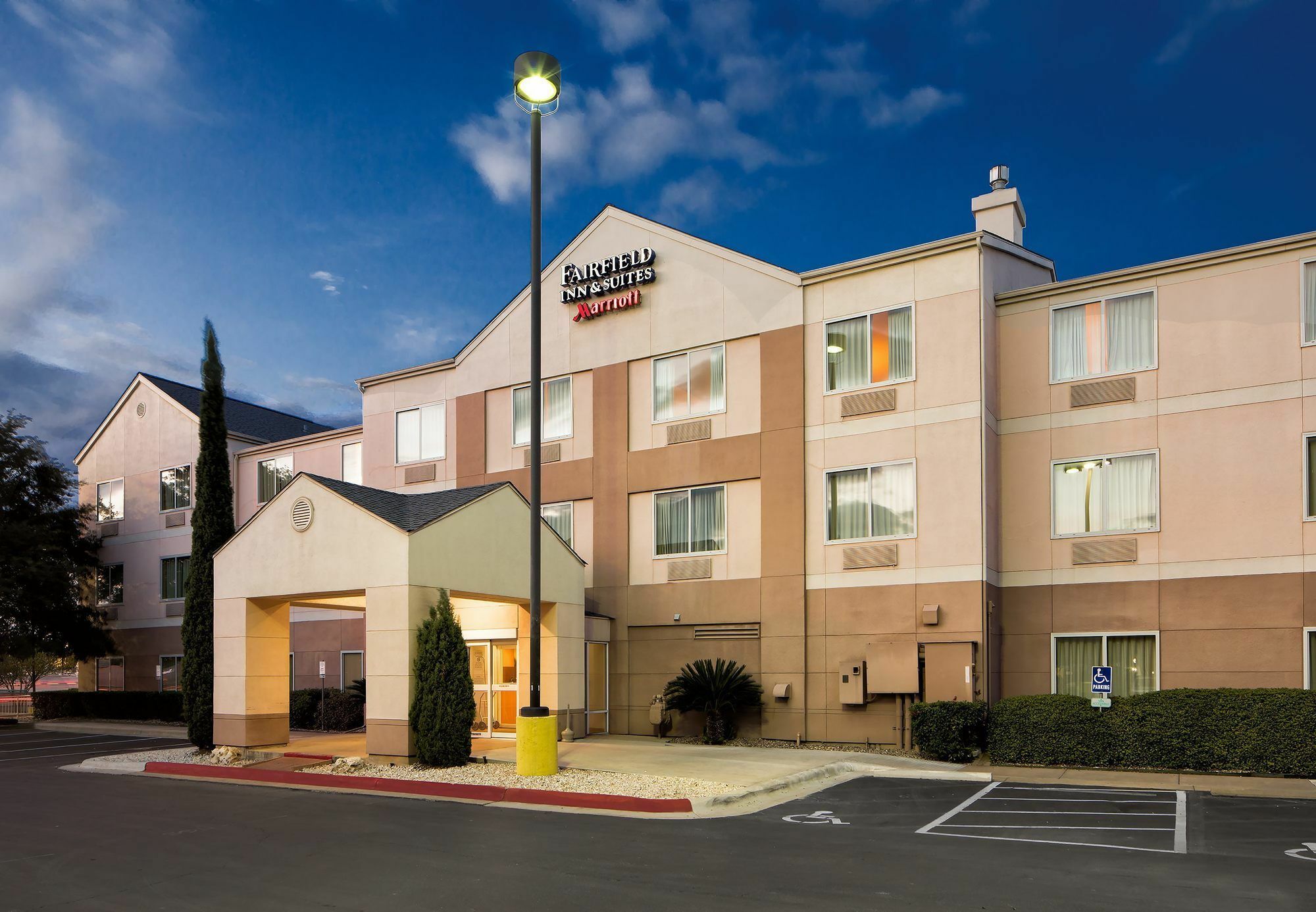 Fairfield Inn And Suites Austin South Exterior foto